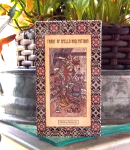 Tarot der Zauber & Tränke Deck mit Anleitung von Dark Synevyr - Indie / Neu / Sealed - Bild 1 von 9