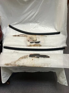 2016-2023 Toyota Tacoma Reveal Molding 75534-04010,75533-04010 LT AND RT - Picture 1 of 14