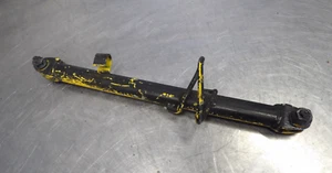 90-99 Yamaha FZR600R rear stay stabilizer bar 3HE-25371-51-00 - Picture 1 of 2