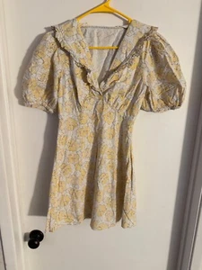 Women "RIXO yellow/white, puffy short sleeves, short dress. Size 4 Prev.Owned - Picture 1 of 2