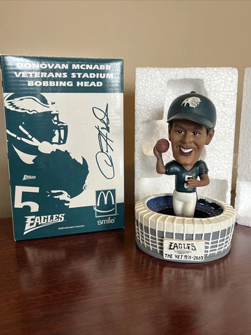 2002 Donovan McNabb  McDonalds Vet Stadium BobbleHead Eagles Green Away Jersey Cover