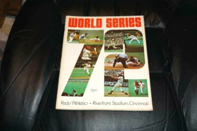  1972 CINCINNATI REDS WORLD SERIES BASEBALL PROGRAM VS A'S UNSCORED EX-MINT - Image 1 of 2