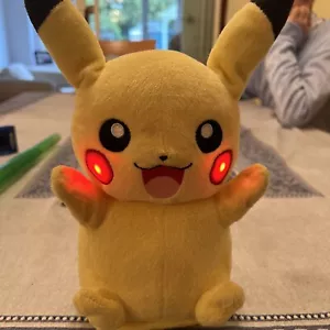 Tomy Pokemon My Friend Pikachu Light-Up Talking 10" Plush - Picture 1 of 8
