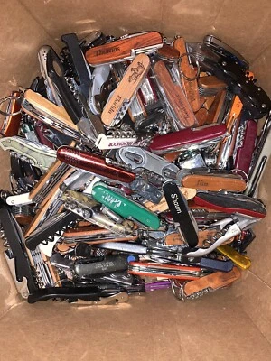 TSA Confiscated Pocket Knives/Multitools Lot! - Image 1 of 3