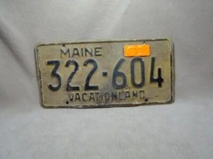 Vintage 1961 Maine ME Antique License Plate Tag No. 322-604 Vacationland - Picture 1 of 3