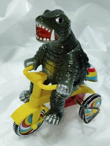 Godzilla Soft Vinyl Figure Yellow Gray Tricycle M1 Bullmark Marusan EX Art Storm - Picture 1 of 5