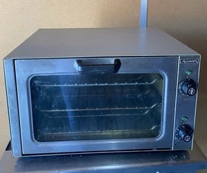 Adcraft COQ-1750W Quarter-Size Electric Countertop Convection Oven - Picture 1 of 13