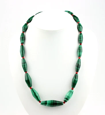 Meraviglioso Malachite Collana Con Corallo Speciale Verde Rosso Collier Circa - Immagine 1 di 4