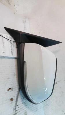 Espejo retrovisor de puerta izquierdo usado se adapta a: BMW 320I Power Sdn 2015 desde 1/13 sin revelación automática Foto 1 de 4