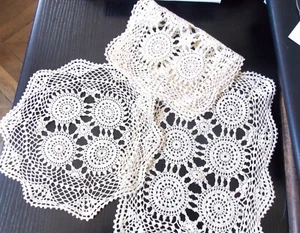 NAPPERONS CROCHET ARTISANAL FAIT MAIN LOT DE 3 ECRUS - Picture 1 of 3