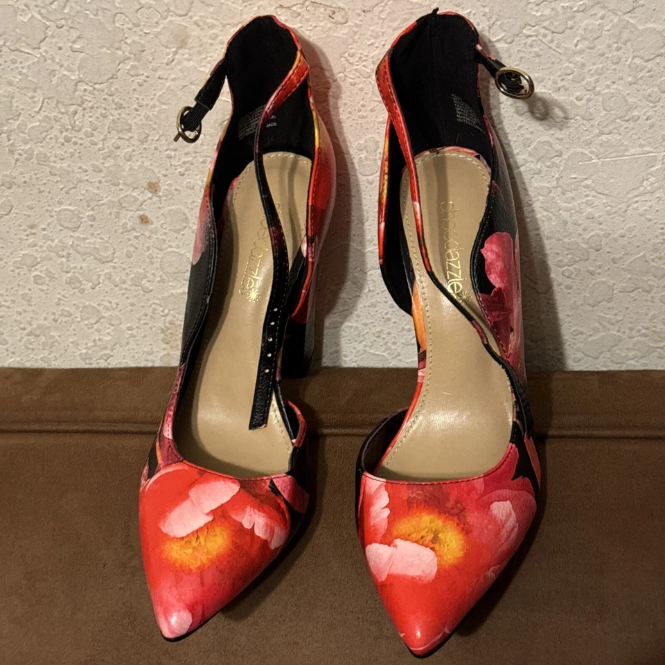 zapatos mujer talla 7.5 tacón pompa Foto 1 de 4