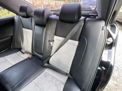 Toyota Camry 2012-2017 trasero izquierdo segundo cinturón de seguridad sin procesar negro TC:FF15 139 K -SE- 59712 Foto 1 de 4