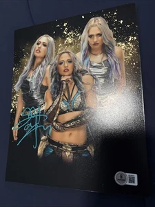Giulia firmata autografata 8x10 WWE Superstar Beckett Coa - Foto 1 di 2