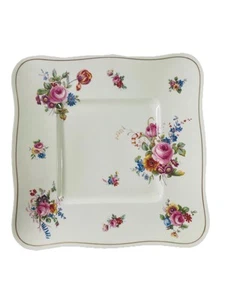 Royal Doulton - The Bristol V2080 Square Cake Plate-9" Rose Bouquet Gold Trim - Picture 1 of 10