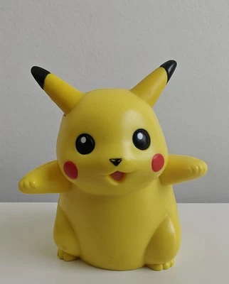 2000 Pikachu Think Chip Battle Stadium Hasbro Pokemon Figure Nintendo Innovision - Image 1 of 4