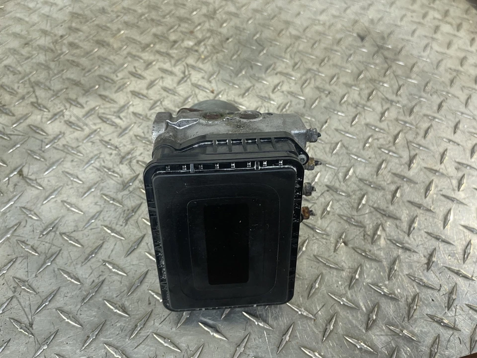 2005-2008 Acura RL ABS Pump Assembly Tested Oem 05 06 07 08 - Image 1 of 4