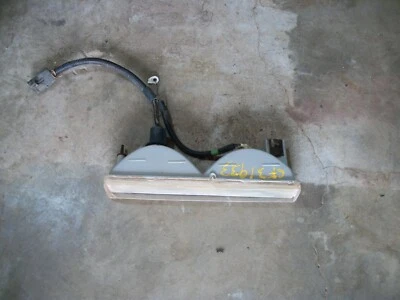 Cadillac Deville: 1985, 1986, 1987, 1988, derecha, luz de señal de estacionamiento/giro sku1933 Foto 1 de 4