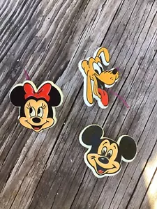 Vintage Disney Pins Mickey Minnie Pluto Brooch Plastic Set of 3 Lot - Picture 1 of 3
