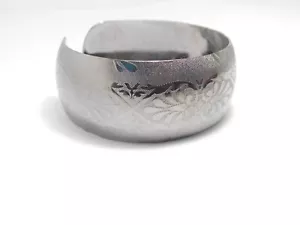 Brazalete enchapado en negro - 2,5 cm de ancho, 6 cm de diámetro - Joyería de moda audaz - Imagen 1 de 5