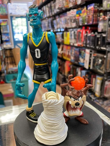 Taz & Blanko Alien Complete (Vintage Space Jam, Playmates) Cover