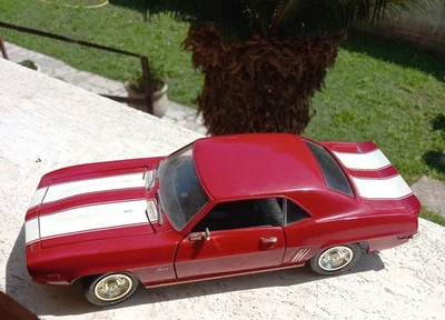 1:18 Ertl American Muscle Chevrolet Camaro   1969 - Immagine 1 di 4