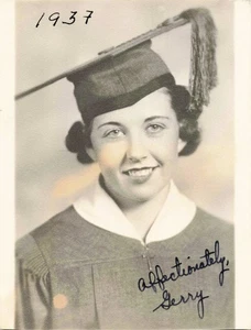 VTG Photo 1937 Bellingham High School Graduate Beautiful Woman Happy - Picture 1 of 2