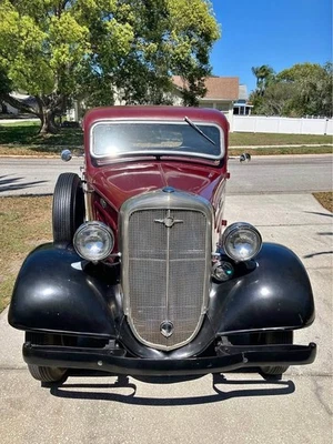 Chevrolet 1500 1936 400 millas, reconstruido en línea-6, borgoña/negro Foto 1 de 4