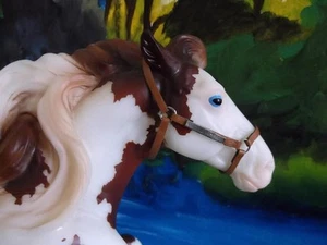 Breyer Pferd zwei Custom Halfter Handarbeit Show hellbraun - Bild 1 von 1
