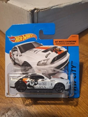 2013 Hot Wheels HW City 2010 Ford Shelby Mustang GT500 k&n 32 - Image 1 of 3
