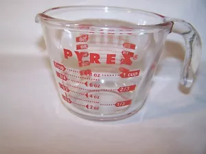 PYREX MEASURING CUP 1 CUP - Picture 1 of 4