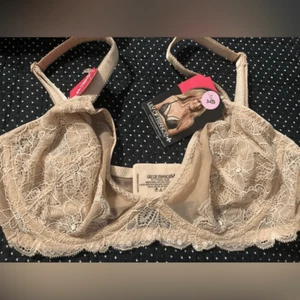 34 D nwt bra - Picture 1 of 3