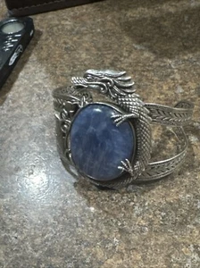 Bali Kashmir Kyanite Dragon Cuff 7 3/4” 72 Gr. 75ct (R) - Picture 1 of 8