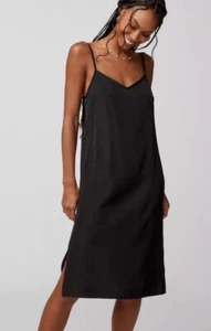 Urban Outfitters Mirage Midi Slip Dress - LRG Black - NWT - Picture 1 of 10