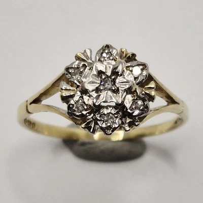 9ct Gold  Diamond Flower Cluster Split Shank Yellow Gold 375 Ring Size M - Image 1 of 4