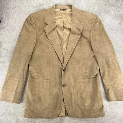 Chaqueta Blazer Bill Blass Palais Royal Para Hombre Beige Gamuza 2 Botones Usada en Excelente Condición Talla 42R Foto 1 de 4