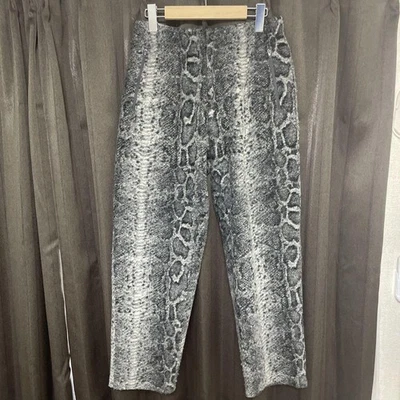Pantalón de chándal Engineered Garments estampado de serpiente tejido gris talla S usado Foto 1 de 3
