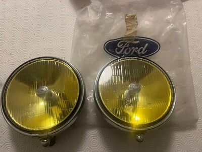 Carello 457 Ford yellow spot lights NOS Vintage Escort Capri Cortina - Image 1 of 4