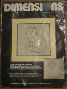 NIP Dimensions Candlewicking #4121 Country Cat Patchwork Picture or Pillow - Picture 1 of 4