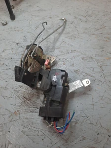 98-02 Toyota Corolla RIGHT FRONT DOOR ACTUATOR POWER - Bild 1 von 3