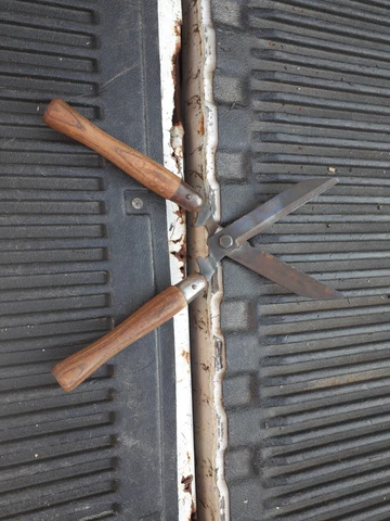True Temper Flint Edge Hedge Trimmers Pruners Bush Clippers NO 20 Loppers 1960s Cover