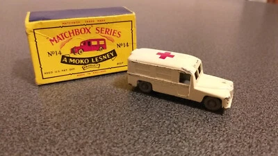 Ambulanza Matchbox series n. 14 Daimler, anni 60, collezione, ambulance, raro - Immagine 1 di 4