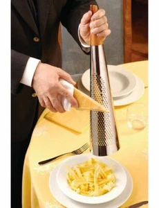 Alessi Todo Giant Grater by Richard Sapper - Picture 1 of 2