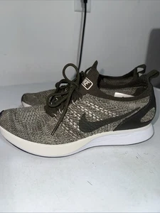 Nike Air Zoom Mariah Flyknit Racer Running Shoes Olive Green Womens Sz 7 - Picture 1 of 10