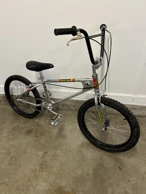 Mongoose Motomag Bike 2006 Reproduction 153 of 500 made Very Rare Old School BMX - Image 1 of 4