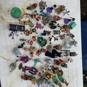 Grande lotto giocattoli vintage happy meal Mcdonalds Burger King Disney - Foto 1 di 24