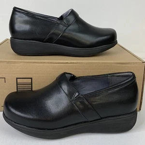 SoftWalk Womens Meredith Sport Clog Black Size 12M Oil & Slip Resistant - Picture 1 of 9