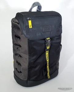 🚦Loungefly Collectiv x DC Comics Batman Traveler Full-Size Backpack - New! - Picture 1 of 17