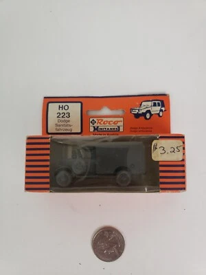 ROCO MINITANKS HO 223 DODGE SANITATS FAHRZEUG AMBULANCE 4X4 MODEL KIT - Image 1 of 4
