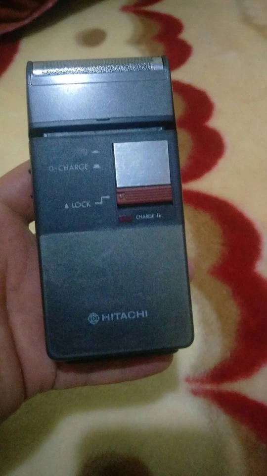Barbeador masculino Hitachi vintage RM-9000CF preto 100 - 240 V Japão  - Imagem 1 de 4