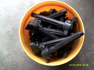 TOYOTA LEXUS IGNITION COILS 90919-A2013 FACTORY USED BULK QTY 20 - Foto 1 di 1